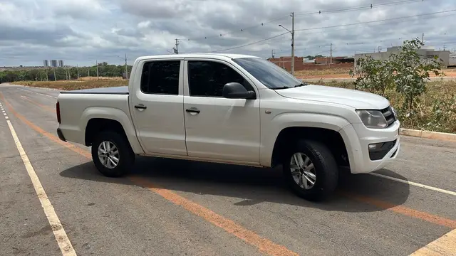 Carro Volkswagen Amarok 2017 2.0 SE 4x4 TDi (Cab Dupla)