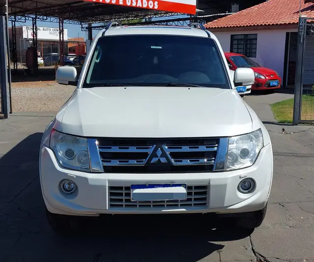 Carro Mitsubishi Pajero Full 2013 3.2 DI-D 3D HPE 4WD