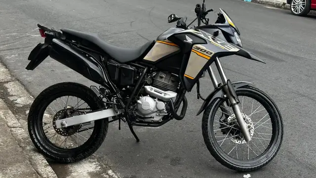 Moto Honda XRE 300 2013 (Flex)