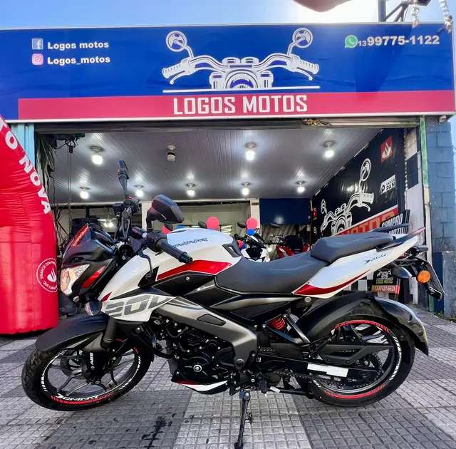 Moto Bajaj Dominar 200 2025 DOMINAR 200
