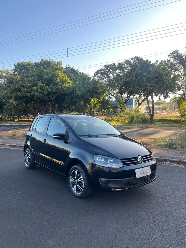 Carro Volkswagen Fox 2013 1.6 VHT (Flex)