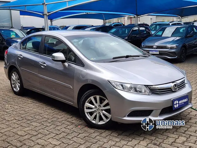 Carro Honda Civic 2014 New  LXS 1.8 16V i-VTEC (Flex)