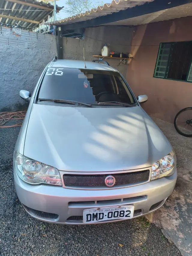 Carro Fiat Palio Weekend 2006 ELX 1.4 (Flex)