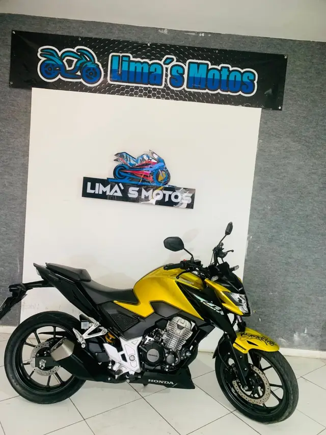 Moto Honda CB 300F Twister 2024 (CBS)