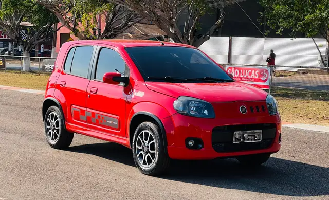 Carro Fiat Uno 2012 Sporting 1.4 8V (Flex) 4p