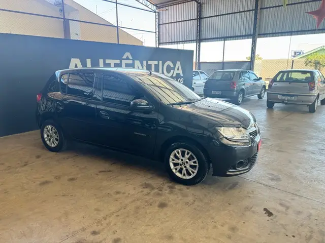 Carro Renault Sandero 2017 Expression 1.0 16V (Flex)