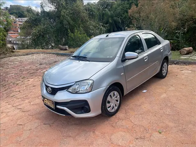 Carro Toyota Etios Sedan 2018 X 1.5 (Flex)