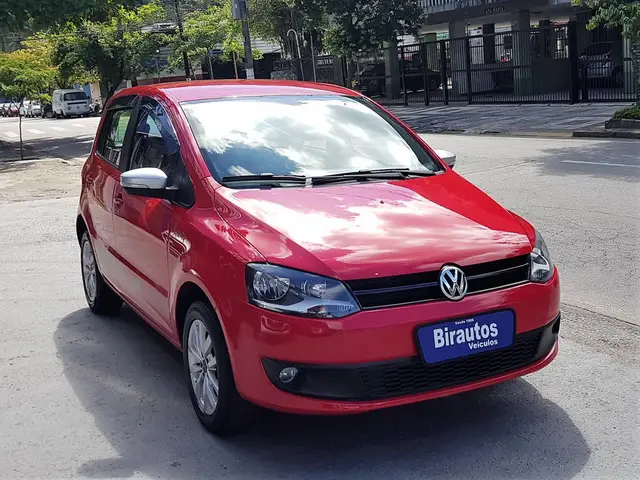 Carro Volkswagen Fox 2014 1.6 VHT Rock in Rio (Flex)