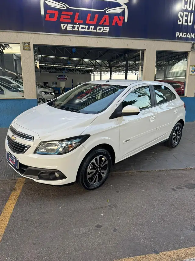 Carro Chevrolet Onix 2015 1.4 LTZ SPE/4