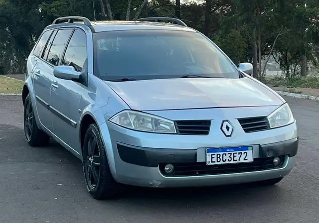 Carro Renault Megane Grand Tour 2008 Mégane Grand Tour Dynamique 1.6 16V (flex)
