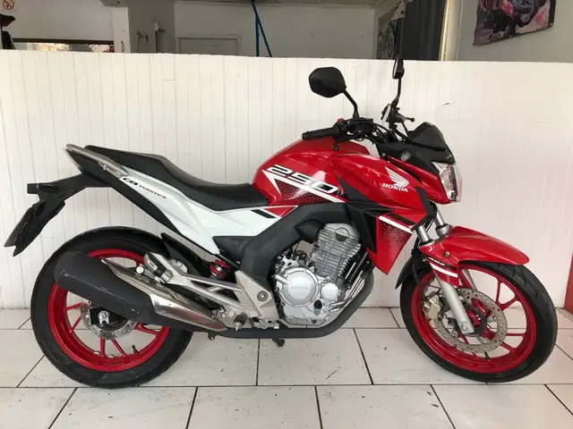 Moto Honda CB 250F Twister 2022 (CBS)