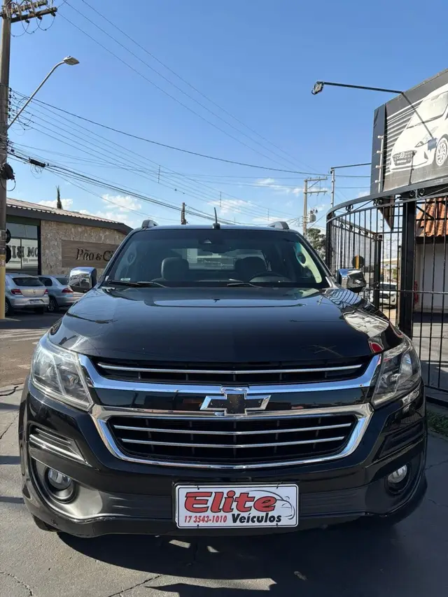 Carro Chevrolet S10 Cabine Dupla 2018 S10 2.5 ECOTEC SIDI LTZ 4WD (Cabine Dupla) (Aut)