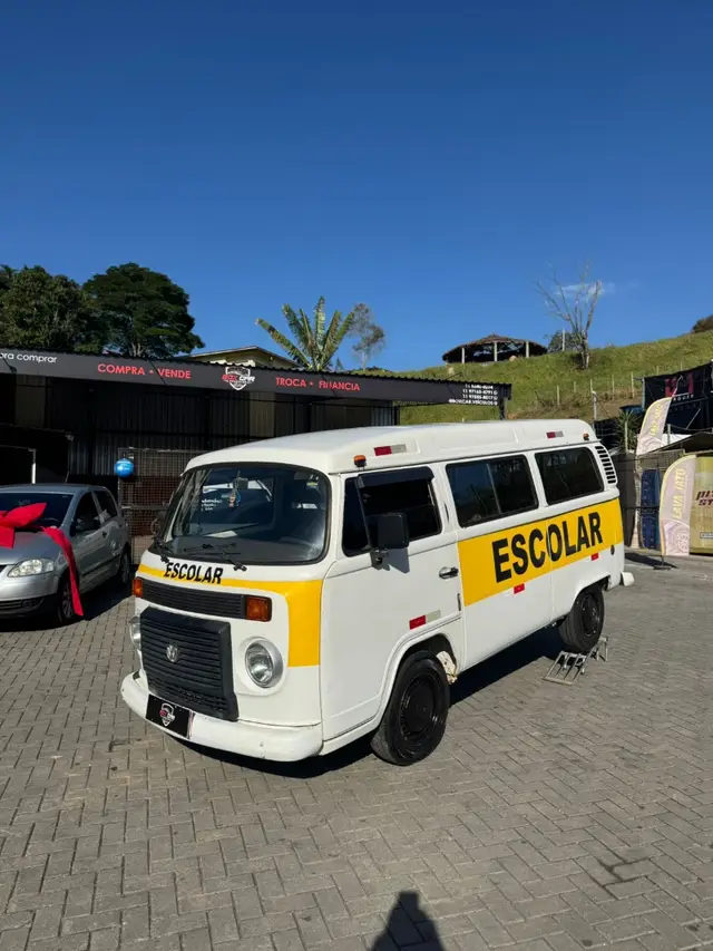 Carro Volkswagen Kombi Furgão 2009 1.4 (Flex)