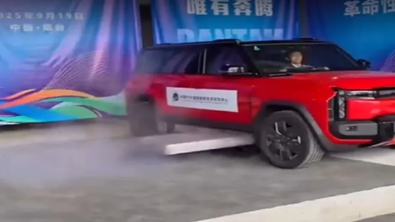 Empresa chinesa testa bateria ejetável para acidentes com carros elétricos