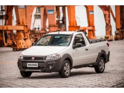 Carro Fiat Strada 2016 Working 1.4 (Flex)