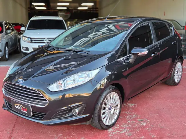 Carro Ford New Fiesta Hatch 2017 New Fiesta Titanium 1.6 16V PowerShift