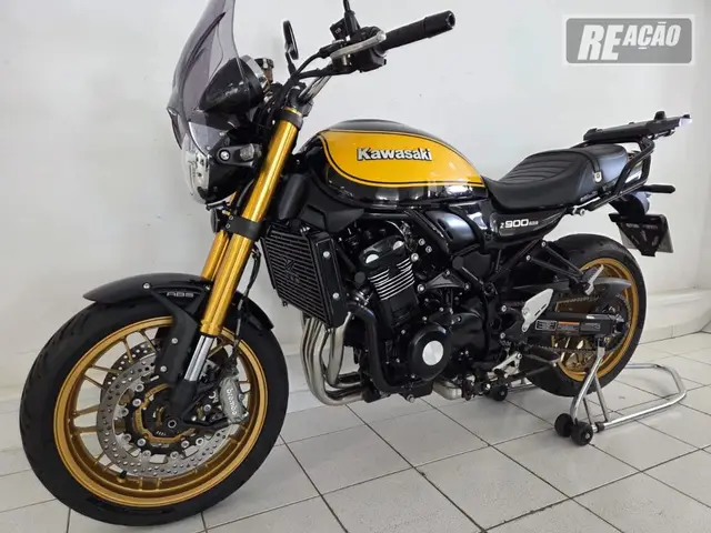Moto Kawasaki Z 900 2023 R Edition