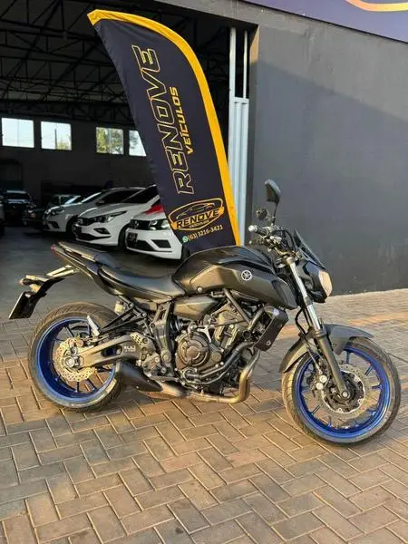 Moto Yamaha MT-07 2024 ABS