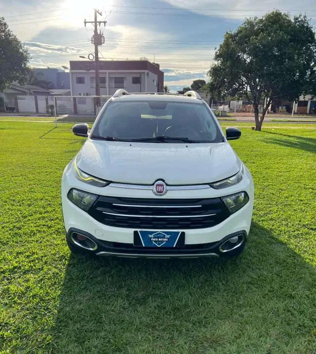 Carro Fiat Toro 2017 Volcano 2.0 diesel AT9 4x4