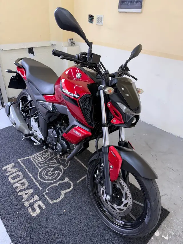 Moto Yamaha Fazer FZ15 2024 ABS