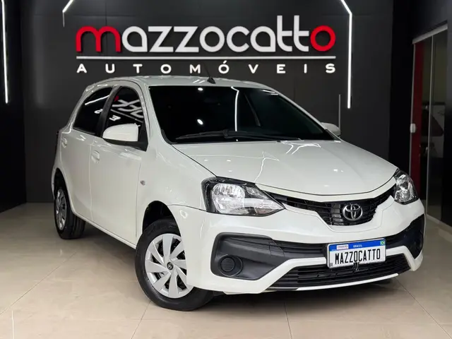 Carro Toyota Etios 2018 XS 1.5 (Aut) (Flex)
