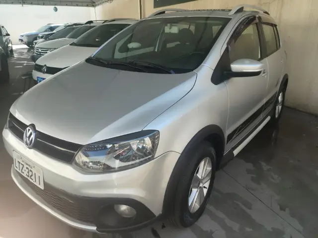 Carro Volkswagen CrossFox 2011 1.6 (Flex)
