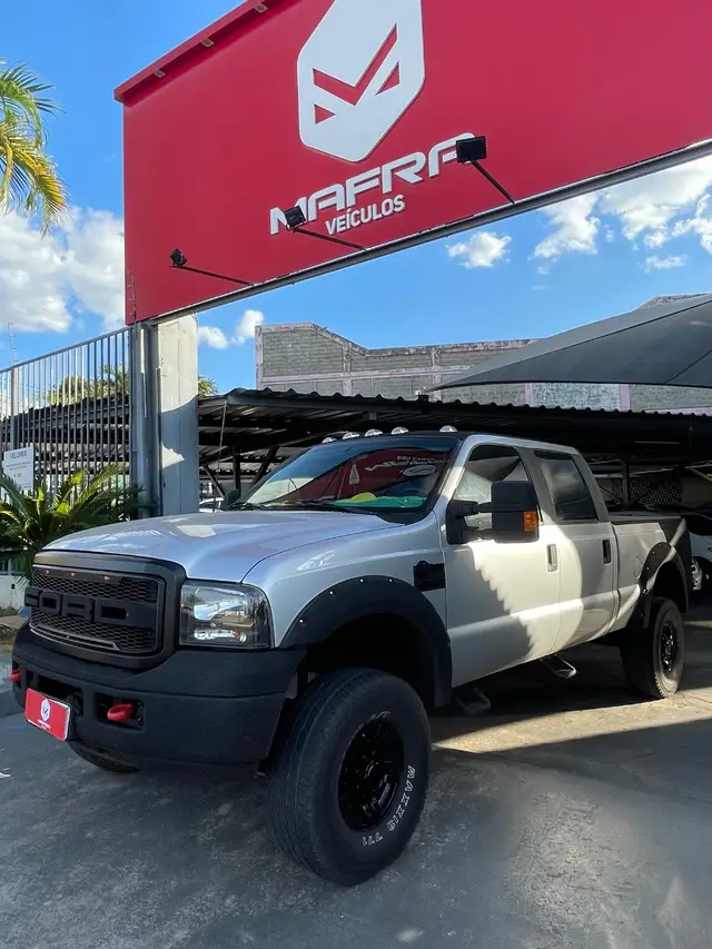 Carro Ford F-250 2010 XLT 4x4 3.9 (Cab Dupla)