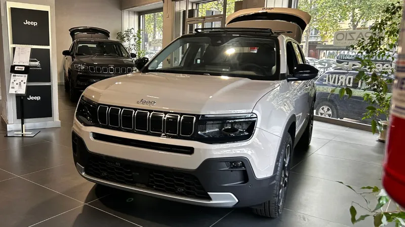 Novo Jeep Avenger: Stellantis confirma que SUV será fabricado no Brasil