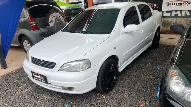 Carro Chevrolet Astra Sedan 2002 1.8 8V