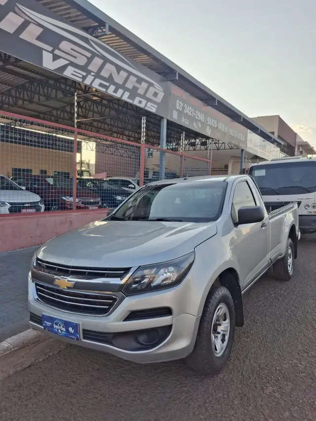 Carro Chevrolet S10 Cabine Simples 2017 S10 2.8 CTDi Cabine Simples LS 4WD