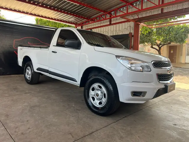 Carro Chevrolet S10 Cabine Simples 2013 S10 LS 2.4 (Flex) (Cab Simples) 4x2