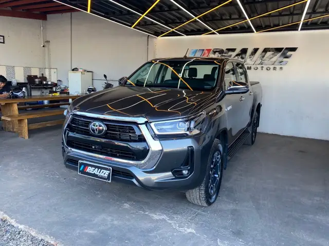 Carro Toyota Hilux Cabine Dupla 2022 SRX 2.8 TDI CD 4x4 (Aut)