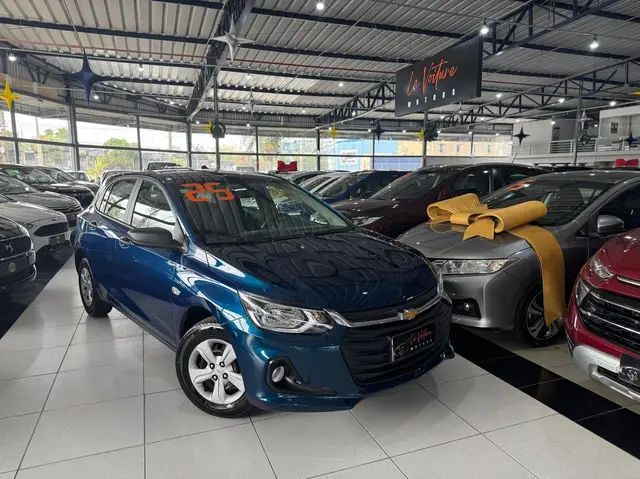 Carro Chevrolet Onix Plus 2025 LT 1.0