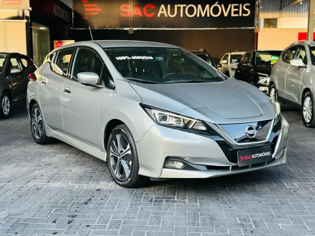 Carro Nissan Leaf 2022 EV