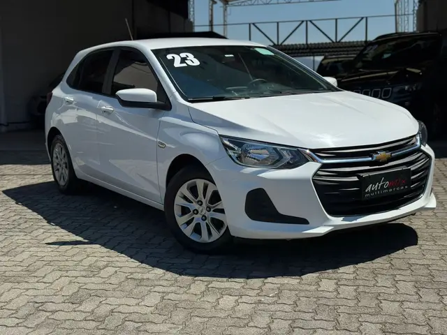 Carro Chevrolet Onix 2023 LT 1.0