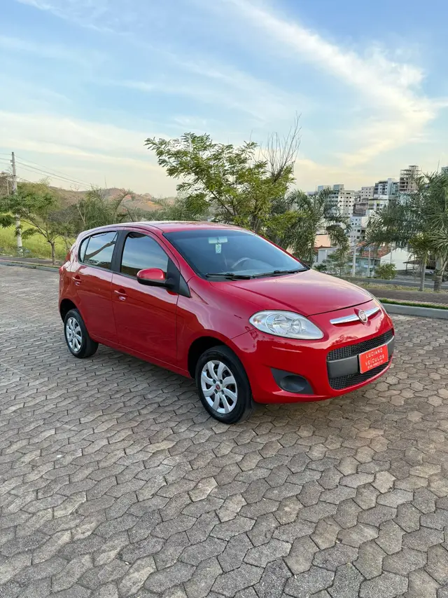 Carro Fiat Palio 2015 Attractive 1.0 Evo (Flex)