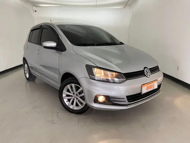 Carro Volkswagen Fox 2018 1.6 MSI Connect (Flex)