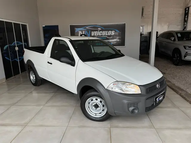 Carro Fiat Strada 2018 Hard Working 1.4 (Flex) (Cabine Simples)