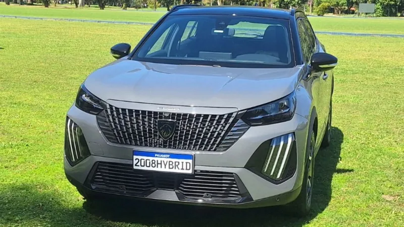 Peugeot 2008 híbrido tem R$ 22 mil de descontos 
