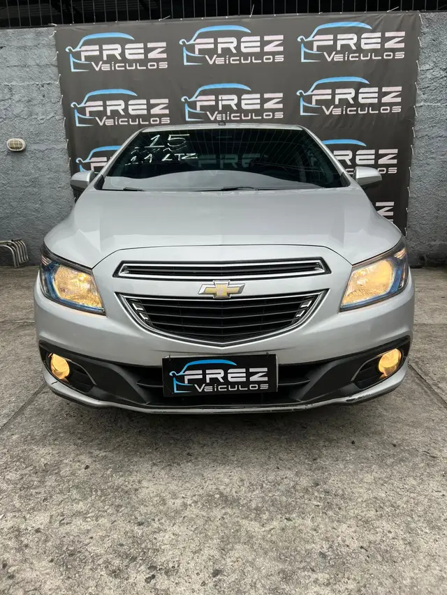 Carro Chevrolet Onix 2015 1.4 LTZ SPE/4