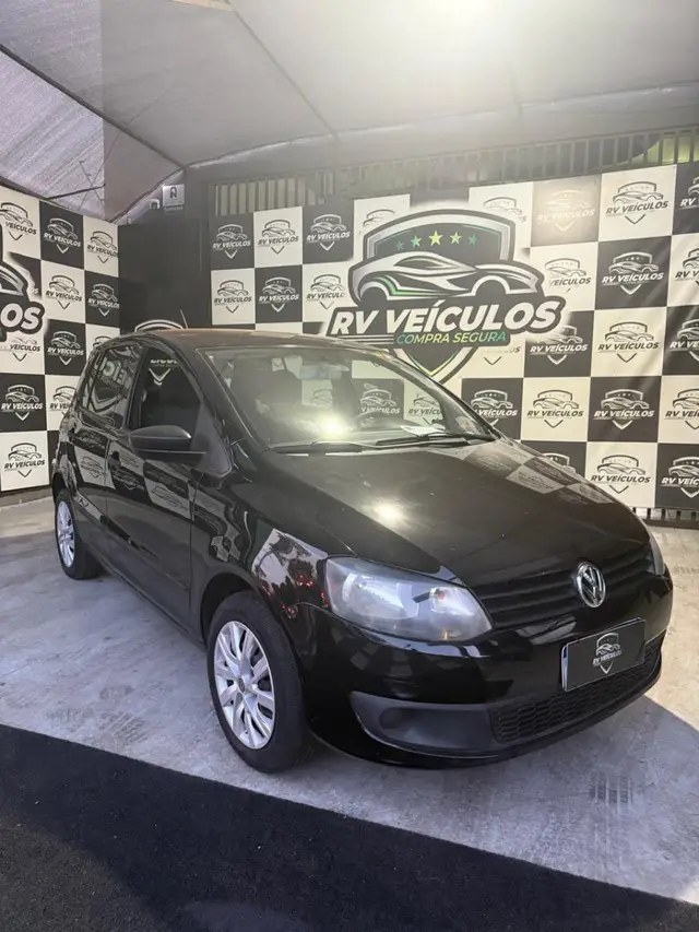 Carro Volkswagen Fox 2010 1.0 8V (Flex) 4p
