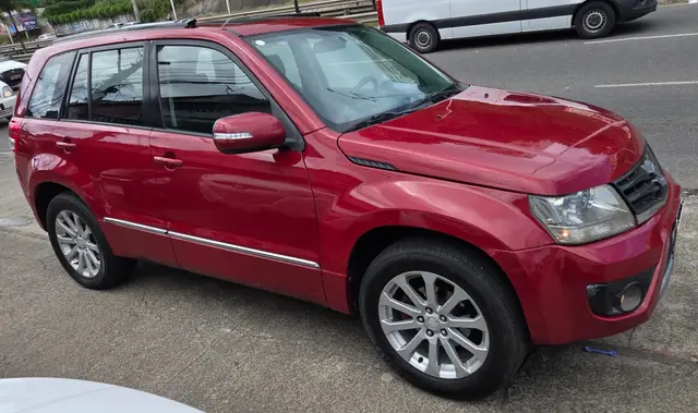 Carro Suzuki Grand Vitara 2014 2.0 16V 2WD