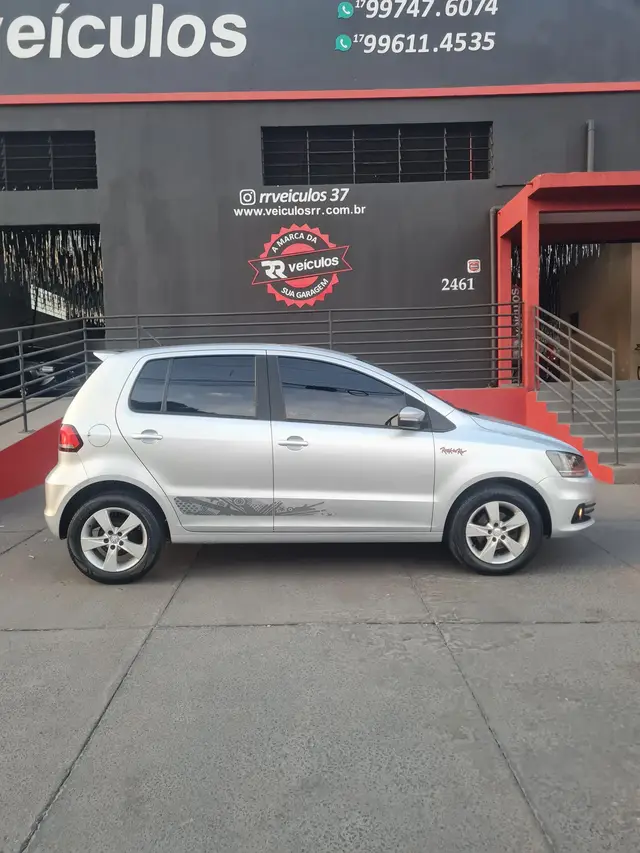Carro Volkswagen Fox 2016 1.6 MSI Rock in Rio (Flex)