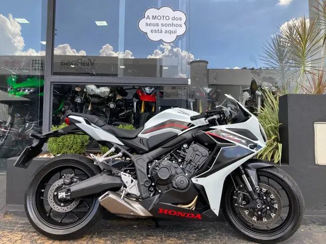 Moto Honda CB 650R 2024 (ABS)