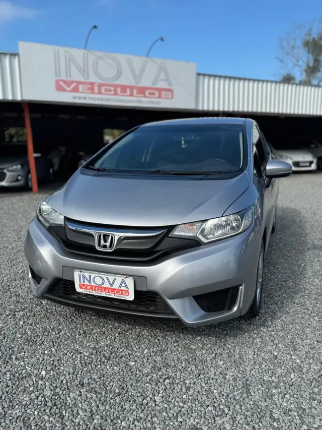 Carro Honda Fit 2017 1.5 16v LX CVT (Flex)