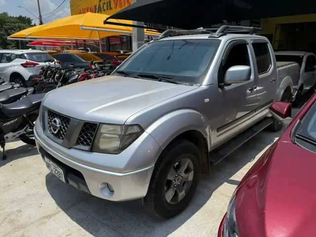 Carro Nissan Frontier 2012 LE Attack 2.5 4X4 (Cab.Dupla) (aut)