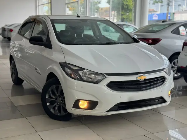 Carro Chevrolet Onix 2019 1.4 Advantage SPE/4 (Aut)