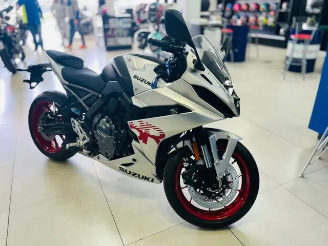 Moto Suzuki GSX-8R 2026 (ABS)