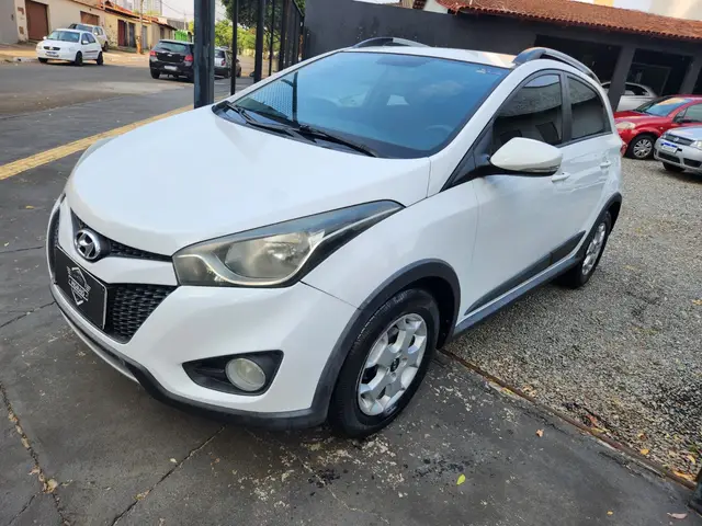 Carro Hyundai HB20X 2014 Premium 1.6 (Flex)