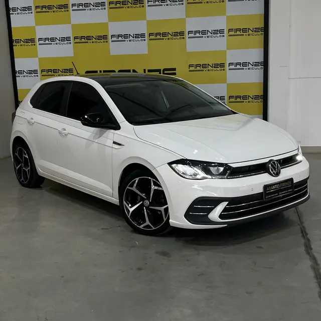 Carro Volkswagen Polo 2023 Track 1.0 Flex 12V 5p